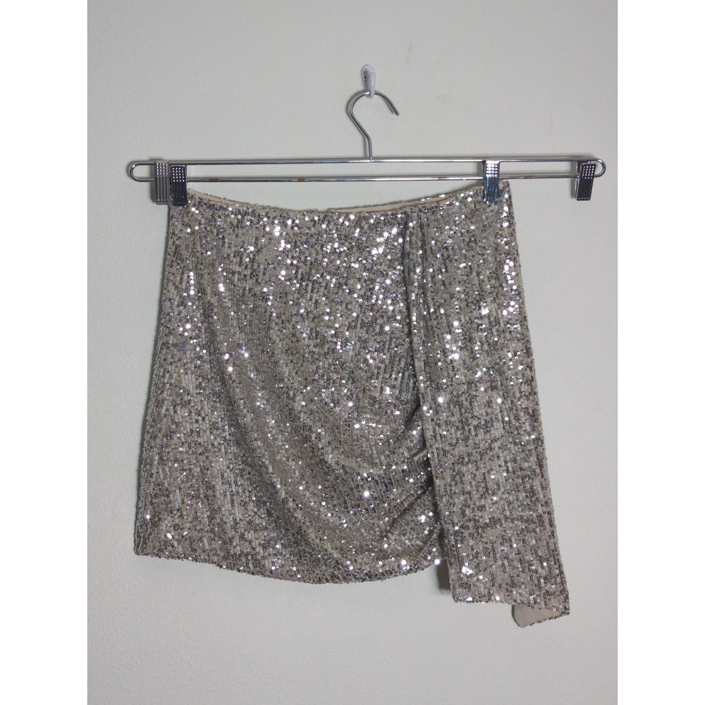 Womens Silver Sequin Wrap Front Mini Skirt sz 8 Holiday Christmas Party Festive